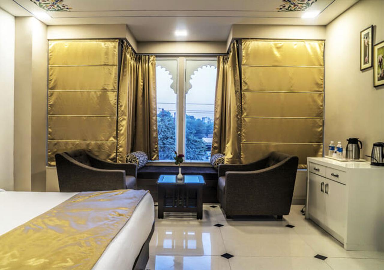 Hotel Kingfisher Udaipur Extérieur photo